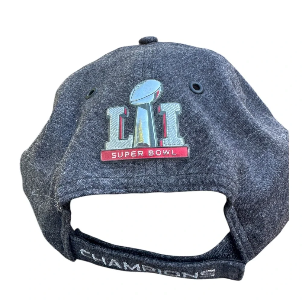 New‎ England Patriots Super Bowl LI Champions New Era 9FORTY Hat strapback EUC